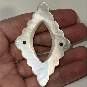 Vintage Victorian Style Carved Mother Of Pearl Shell Brooch Pin w C Clasp